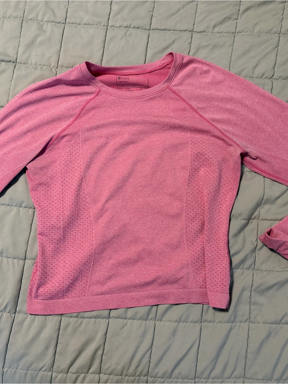 Woman’s Figs Pink Long-Sleeve underscrub